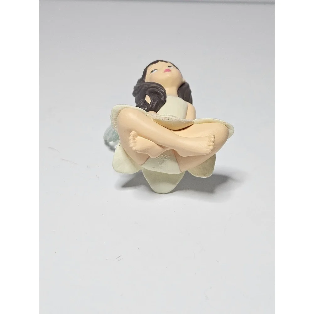 Hallmark 2021 Freesia Fairy Messengers Ornament 17th In Series NIB QXR9112